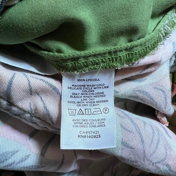 LOFT High Rise Palm Leaf Print Pleated Shorts w/ Belt Size X-Small Colorful - Picture 8 of 11